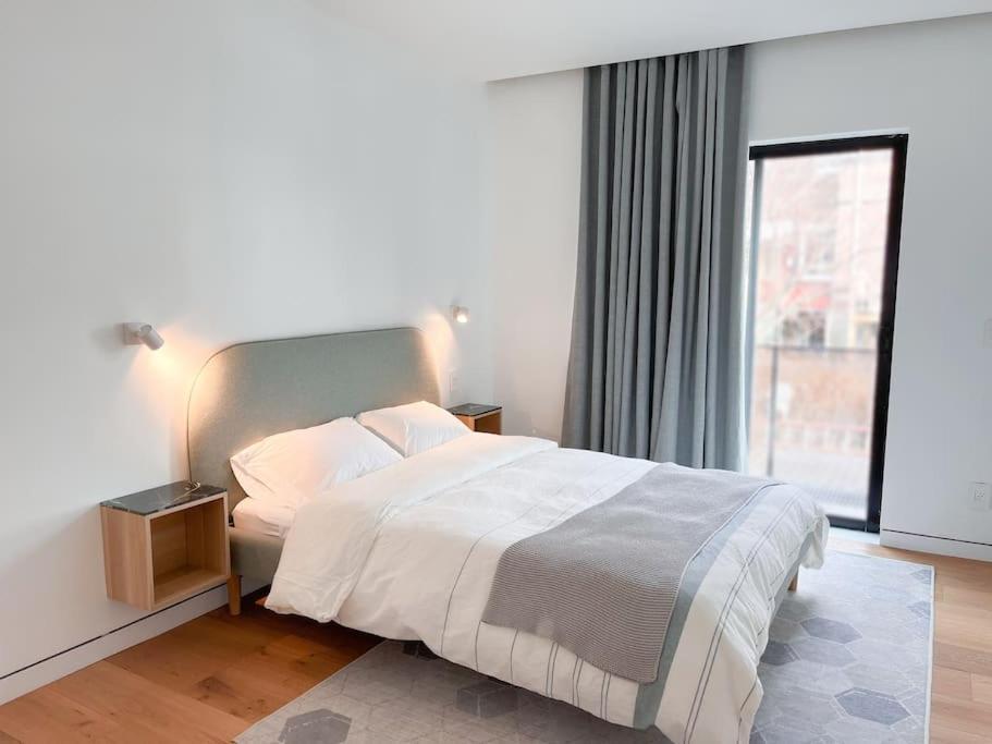 New Ample And Cozy One Bedroom Apt In Brooklyn At Rem-Casa New York Bagian luar foto