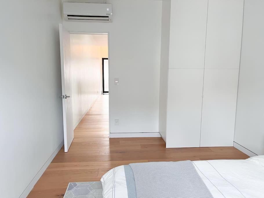 New Ample And Cozy One Bedroom Apt In Brooklyn At Rem-Casa New York Bagian luar foto
